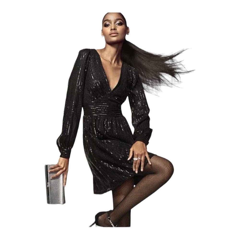 ♥️Michael Kors♥️Black long sleeves sequence, mini cocktail dress size (S/P)
